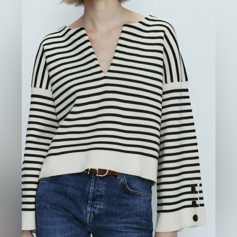 MASSIMO DUTTI Stripped Knit Sweater SIZE: MEDIUM - Picture 2 of 4